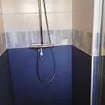 Climatise Avec Piscine Et Parking A - Fr-1-610-105