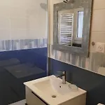 Climatise Avec Piscine Et Parking A - Fr-1-610-105 Bormes-les-Mimosas
